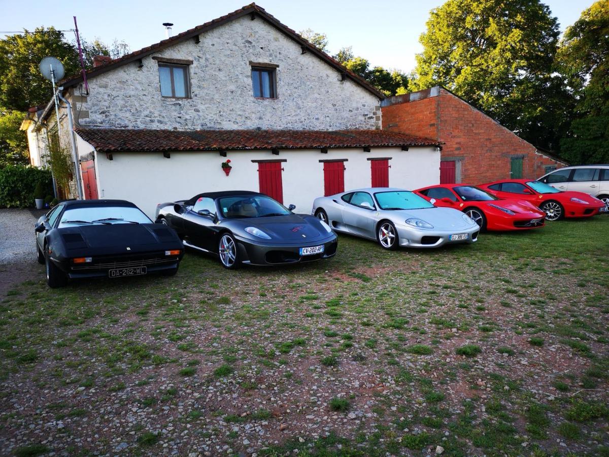 Le Chene Vert Millac  Exterior photo